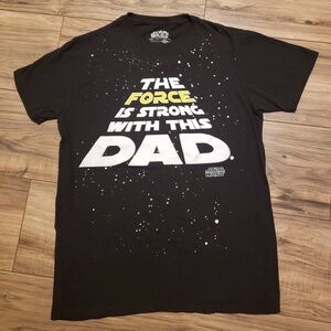 Star Wars Men T-Shirt The Force Is Strong With This Dad Size Medium